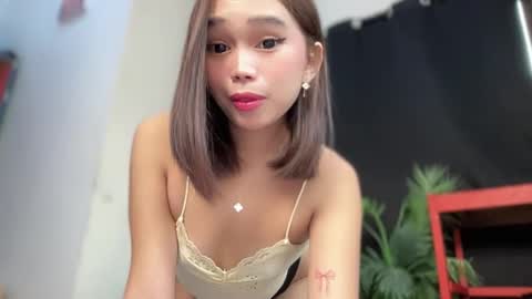 lovely_cittie18 online show from 02/05/26, 03:22