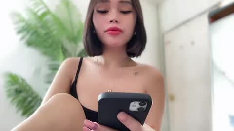 lovely_cittie18 online show from 05/20/26, 03:02