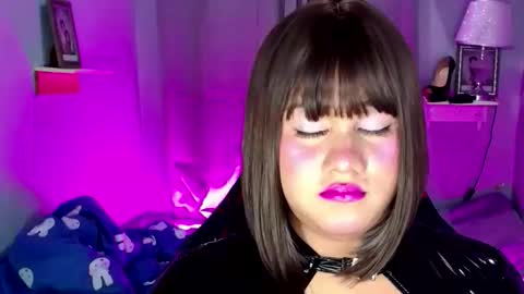 lovely_coleen online show from 09/30/25, 04:56