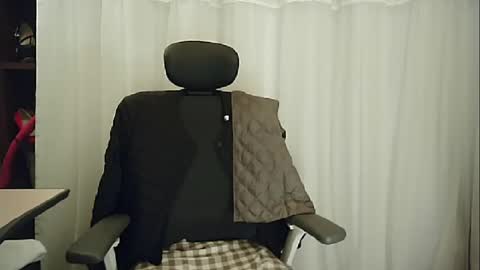 Snapshot of lovely_dana chatting on 03/08/25, 04:06 DANA KIM online show from 03/08/25, 04:06