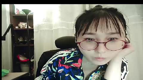 DANA KIM online show from 11/26/25, 11:22