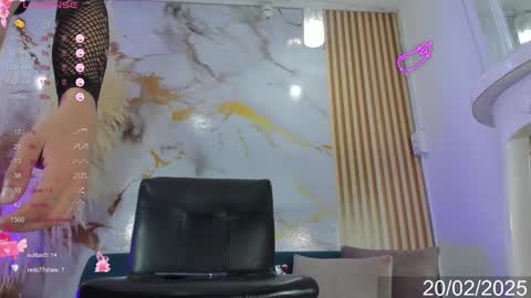 Snapshot of lovely_duo chatting on 02/20/25, 01:30 OLF cristina hot1 online show from 02/20/25, 01:30