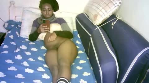 lovely_ebonies2 online show from 03/21/26, 04:50