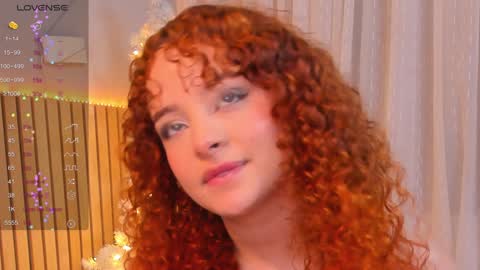 Snapshot of lovely_emma18 chatting on 12/19/24, 03:08 Emma online show from 12/19/24, 03:08