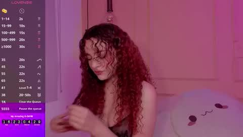 Snapshot of lovely_emma18 chatting on 11/05/25, 01:55 Emma online show from 11/05/25, 01:55