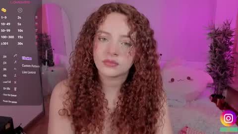 Snapshot of lovely_emma18 chatting on 04/26/26, 02:42 Emma online show from 04/26/26, 02:42