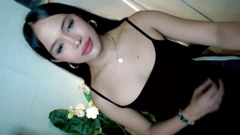 lovely_felicity online show from 07/07/26, 08:40