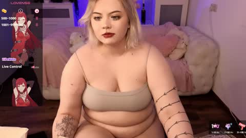 lovely_leilla online show from 01/13/25, 12:41