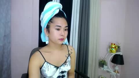 Snapshot of lovely_maria_x chatting on 02/13/25, 01:48 Maria online show from 02/13/25, 01:48