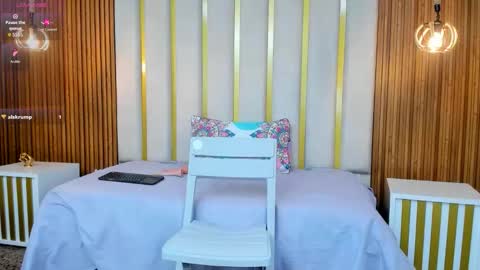 Marla Rico online show from 10/30/25, 07:14