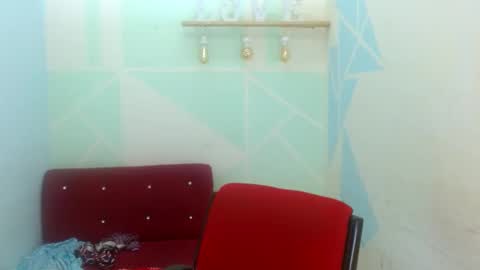 Snapshot of lovely_nicki_hot chatting on 11/12/25, 06:36 lovely_nicki_hot online show from 11/12/25, 06:36