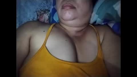 lovely_orchid online show from 12/14/25, 06:45