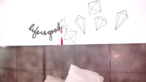 Snapshot of lovely_secret chatting on 02/28/25, 04:31 Hi guys online show from 02/28/25, 04:31