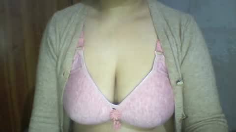 katrina follow me guys online show from 01/05/25, 07:28