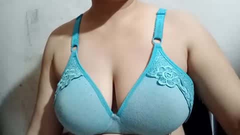 katrina follow me guys online show from 06/22/26, 03:58