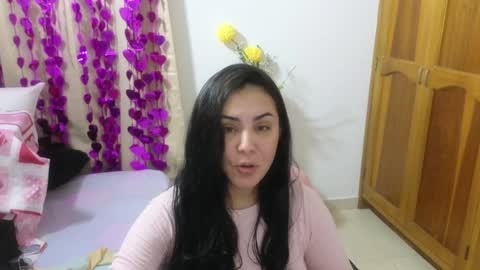 Snapshot of lovely_trix_ chatting on 01/12/25, 11:39 Trix online show from 01/12/25, 11:39