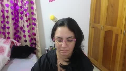 Snapshot of lovely_trix_ chatting on 01/21/25, 11:35 Trix online show from 01/21/25, 11:35