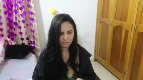 Snapshot of lovely_trix_ chatting on 01/27/25, 11:43 Trix online show from 01/27/25, 11:43
