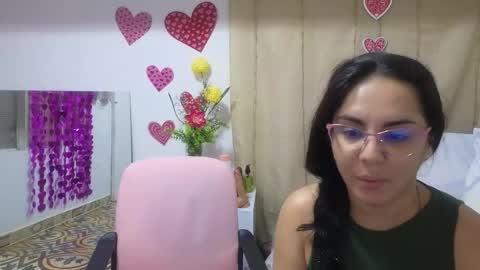 Snapshot of lovely_trix_ chatting on 12/02/25, 11:37 Trix online show from 12/02/25, 11:37