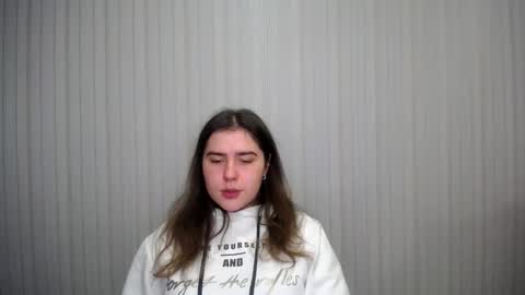 Snapshot of lovelyangel_xx chatting on 12/25/24, 12:37 lovelyangel_xx online show from 12/25/24, 12:37