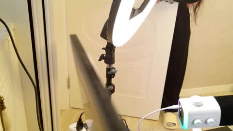 Beatrice online show from 03/04/26, 06:41