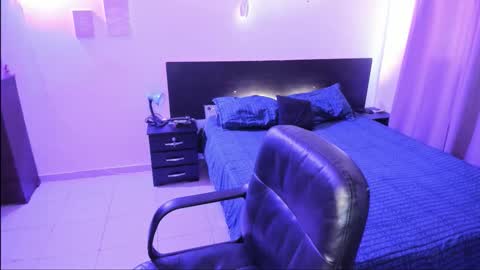 lovely   online show from 01/14/26, 08:58