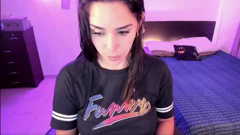 lovely   online show from 02/03/26, 08:03