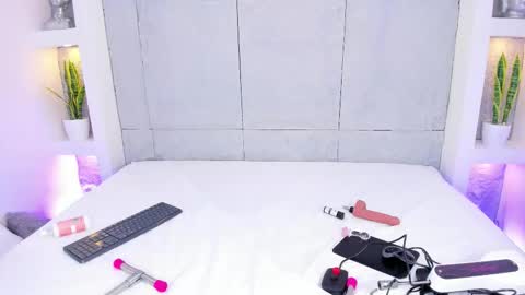 Lovely online show from 03/19/26, 05:06