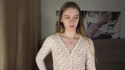 lovelygracee online show from 11/07/25, 01:44