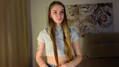 lovelygracee online show from 11/23/25, 01:55
