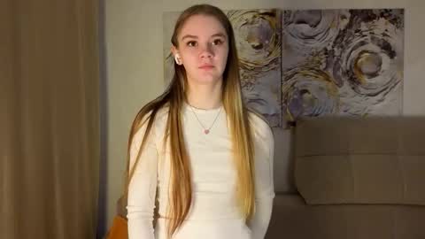 lovelygracee online show from 11/26/25, 01:56