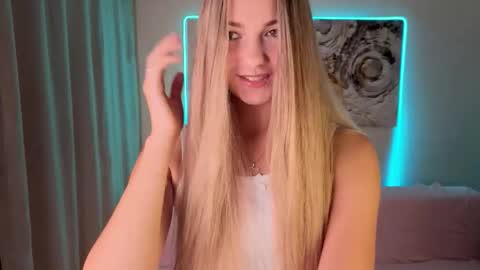lovelygracee online show from 03/02/26, 03:30