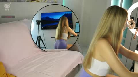 Snapshot of lovelygracee chatting on 06/12/26, 03:22 lovelygracee online show from 06/12/26, 03:22