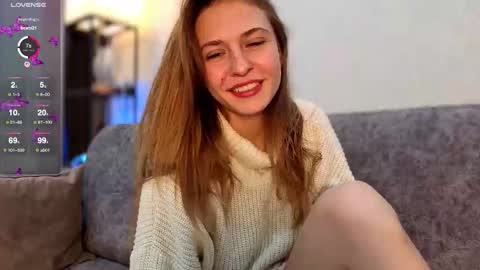 Kate only online show from 10/07/25, 02:25