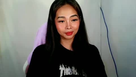 Snapshot of lovelykayleexx chatting on 06/29/26, 11:21 ara online show from 06/29/26, 11:21