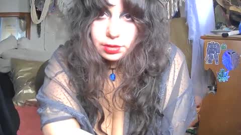 Snapshot of lovelylala chatting on 09/09/25, 02:00 lala online show from 09/09/25, 02:00