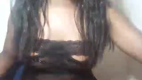 Snapshot of lovelylarra chatting on 02/19/26, 07:04 lovelylarra online show from 02/19/26, 07:04