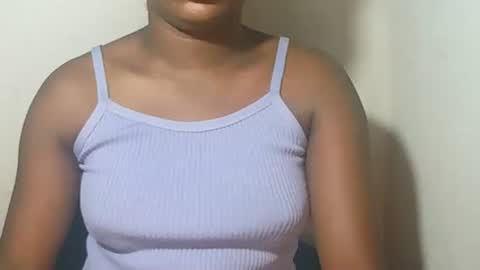 Snapshot of lovelylarra chatting on 03/02/26, 12:13 lovelylarra online show from 03/02/26, 12:13