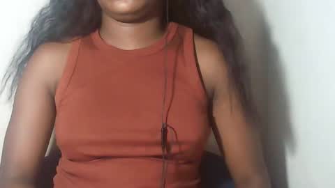Snapshot of lovelylarra chatting on 03/06/26, 05:53 lovelylarra online show from 03/06/26, 05:53