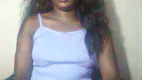Snapshot of lovelylarra chatting on 03/26/26, 09:04 lovelylarra online show from 03/26/26, 09:04
