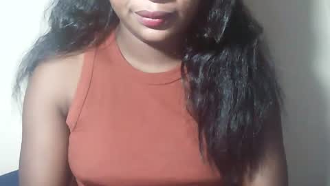Snapshot of lovelylarra chatting on 04/06/26, 08:15 lovelylarra online show from 04/06/26, 08:15