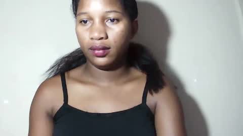 Snapshot of lovelylarra chatting on 05/05/26, 10:07 lovelylarra online show from 05/05/26, 10:07
