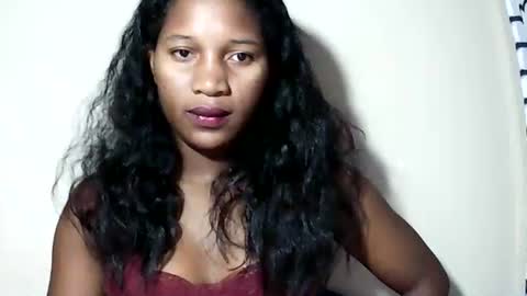 Snapshot of lovelylarra chatting on 05/26/26, 06:37 lovelylarra online show from 05/26/26, 06:37