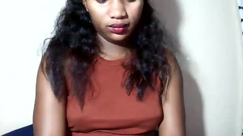 Snapshot of lovelylarra chatting on 05/30/26, 09:01 lovelylarra online show from 05/30/26, 09:01