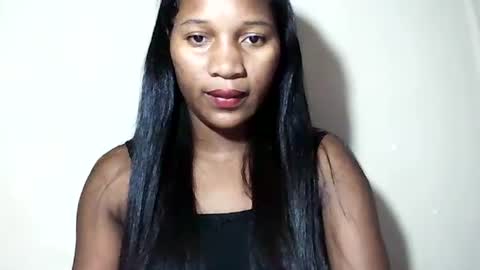 Snapshot of lovelylarra chatting on 06/14/26, 06:43 lovelylarra online show from 06/14/26, 06:43