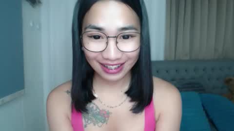 lovelymae18 online show from 03/28/26, 12:10