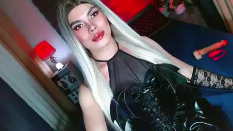 lovelymiss_shyna11 online show from 10/16/25, 07:53