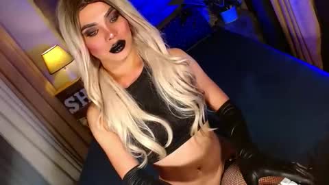 Snapshot of lovelymiss_shyna11 chatting on 01/10/26, 09:44 lovelymiss_shyna11 online show from 01/10/26, 09:44