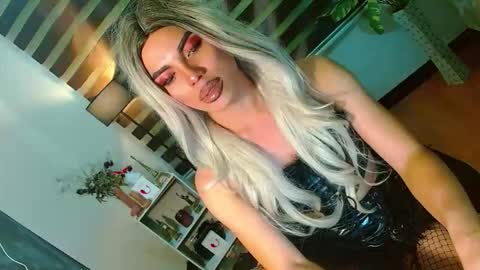 lovelymiss_shyna11 online show from 04/26/26, 08:50