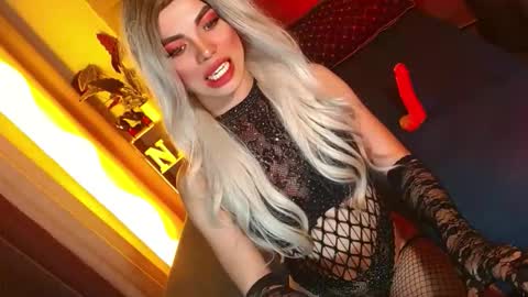 lovelymiss_shyna11 online show from 05/27/26, 05:32
